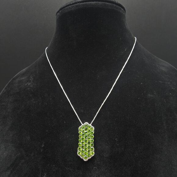 HT Designer Peridot Pendant Necklace 925 Sterling Silver Green Gemstones - Picture 11 of 11